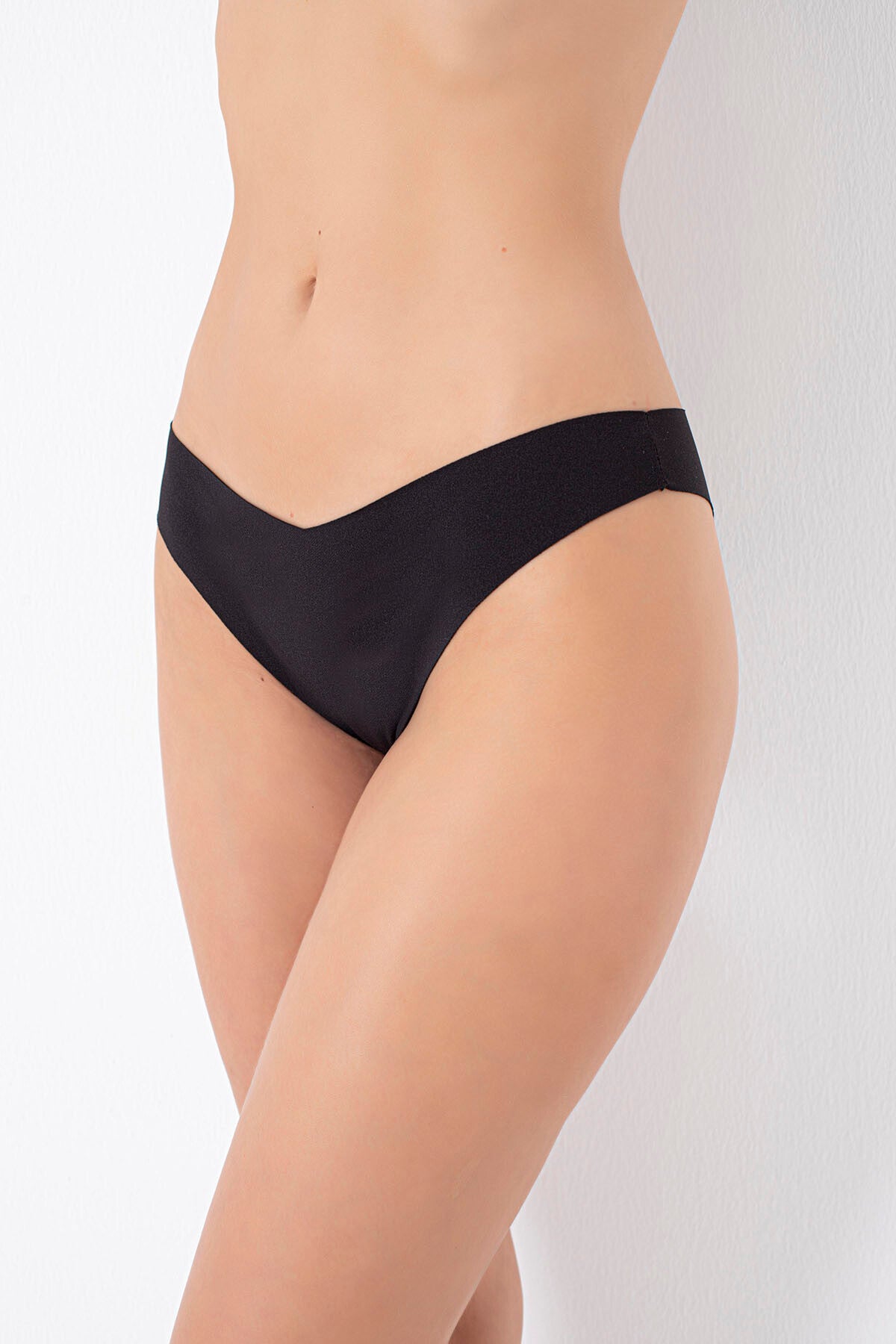 Noir V-Shape Lazer Kesim 3'lü Brazilian Külot
