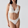 Amour Lace White Desteksiz Sütyen Külot Takımı