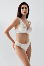 Amour Lace White Desteksiz Sütyen Külot Takımı